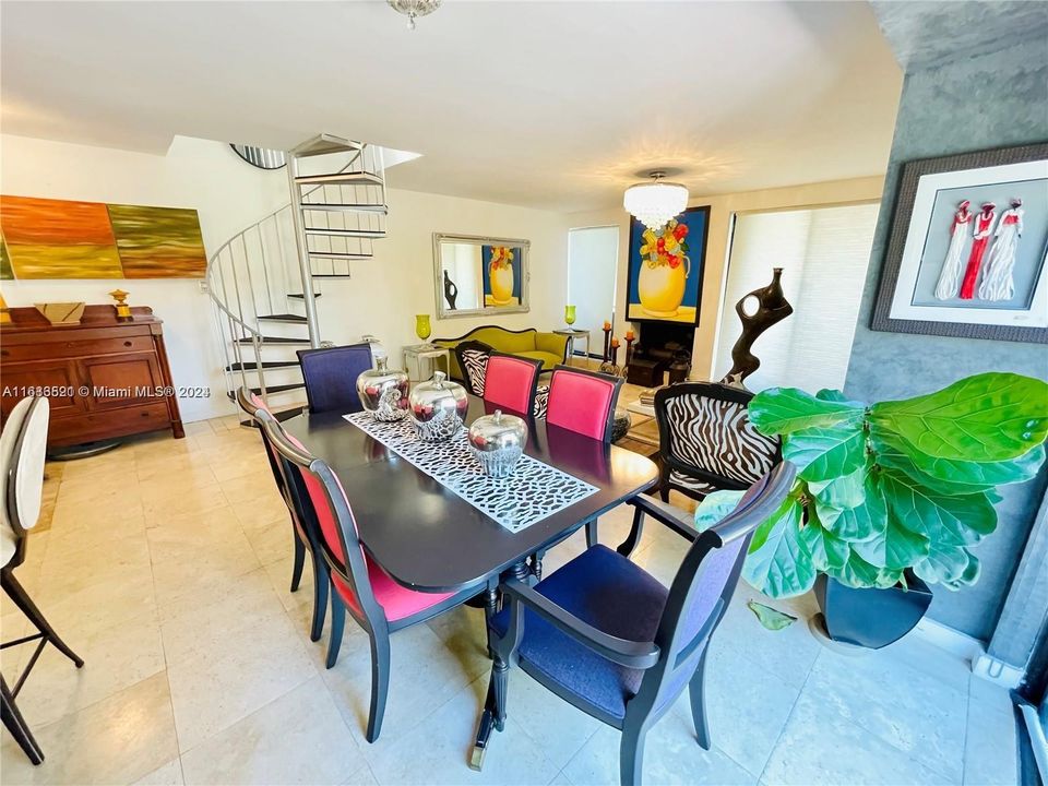 Active With Contract: $4,350 (2 beds, 2 baths, 1200 Square Feet)