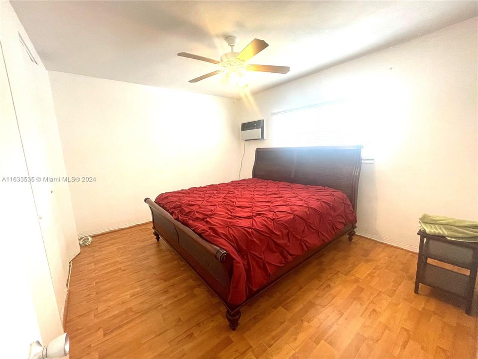 Recently Rented: $2,000 (1 beds, 1 baths, 685 Square Feet)