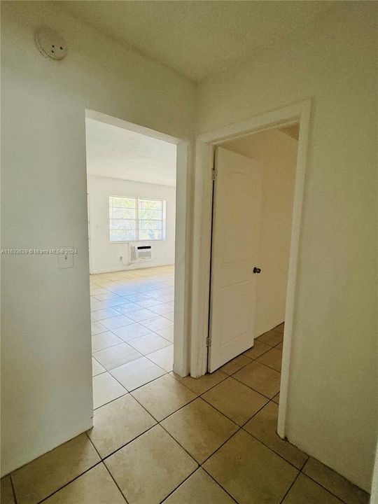 Recently Rented: $1,650 (1 beds, 1 baths, 616 Square Feet)