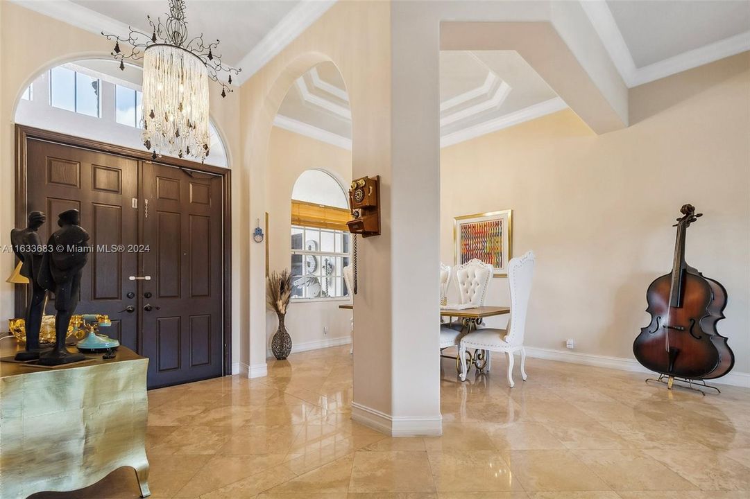 En Venta: $2,999,000 (6 camas, 7 baños, 4629 Pies cuadrados)