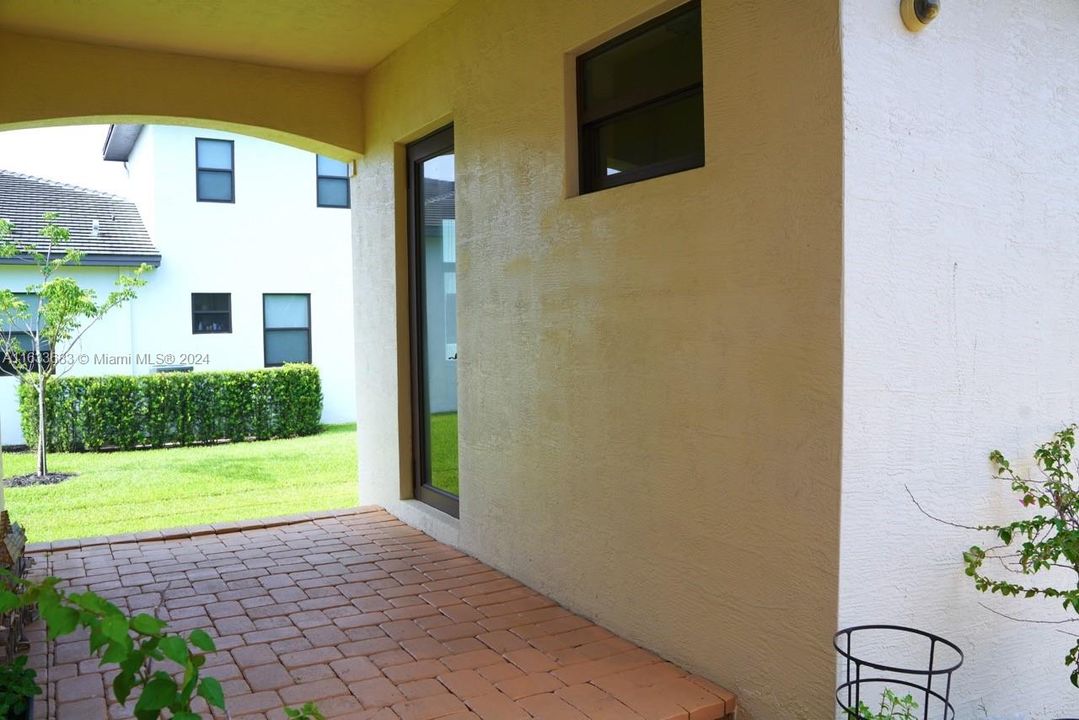 En Venta: $2,999,000 (6 camas, 7 baños, 4629 Pies cuadrados)