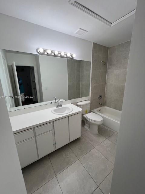 Active With Contract: $2,300 (2 beds, 2 baths, 1100 Square Feet)