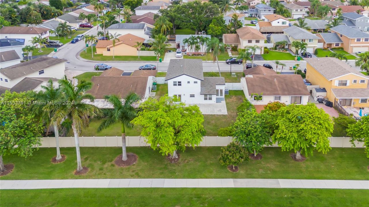 Active With Contract: $699,900 (4 beds, 2 baths, 1821 Square Feet)