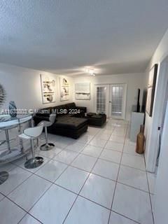 Active With Contract: $110,000 (1 beds, 1 baths, 660 Square Feet)