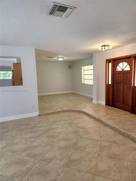 Active With Contract: $5,800 (4 beds, 2 baths, 2031 Square Feet)