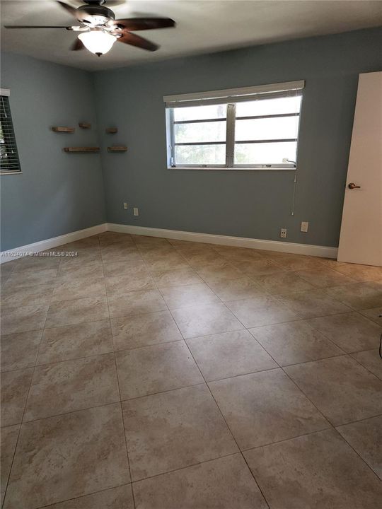 Active With Contract: $5,800 (4 beds, 2 baths, 2031 Square Feet)