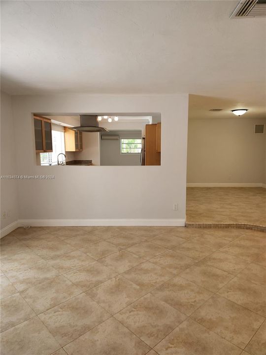 Active With Contract: $5,800 (4 beds, 2 baths, 2031 Square Feet)