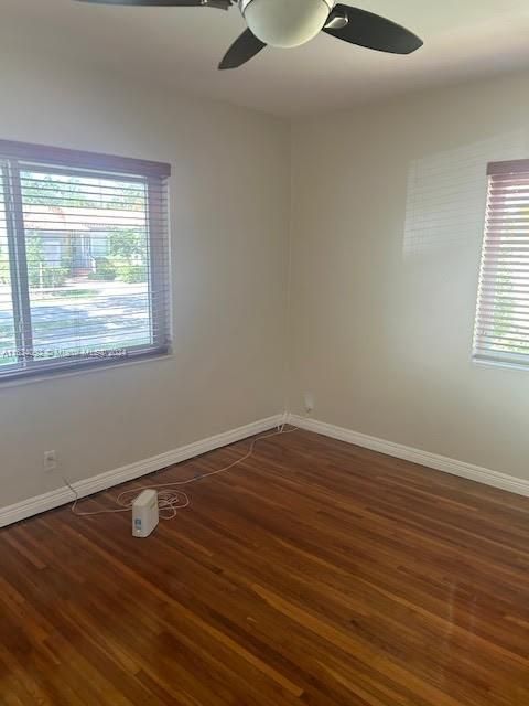 Recently Rented: $3,950 (2 beds, 1 baths, 1285 Square Feet)