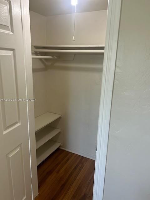 Recently Rented: $3,950 (2 beds, 1 baths, 1285 Square Feet)