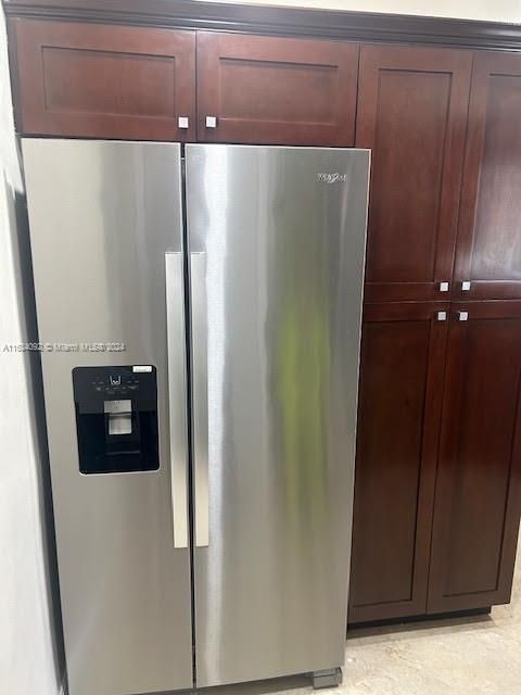 Recently Rented: $3,950 (2 beds, 1 baths, 1285 Square Feet)