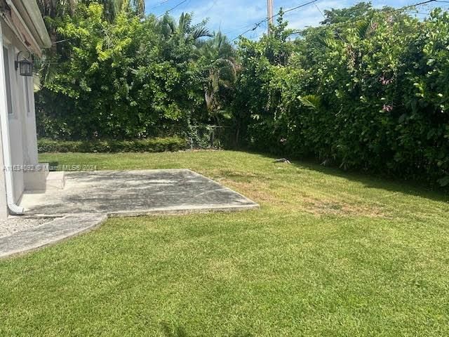 Recently Rented: $3,950 (2 beds, 1 baths, 1285 Square Feet)