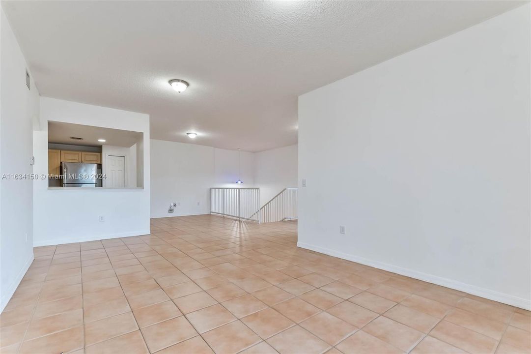 Recently Rented: $2,900 (3 beds, 2 baths, 1534 Square Feet)