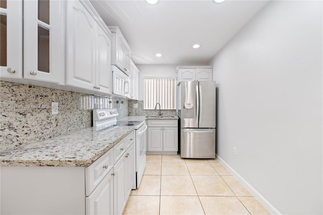 Vendido Recientemente: $375,000 (2 camas, 2 baños, 1020 Pies cuadrados)