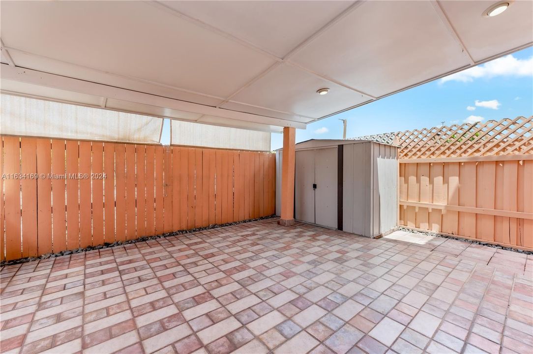 Vendido Recientemente: $375,000 (2 camas, 2 baños, 1020 Pies cuadrados)