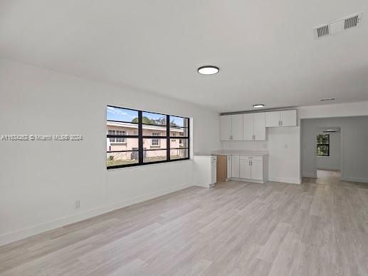 For Sale: $470,000 (4 beds, 2 baths, 1380 Square Feet)