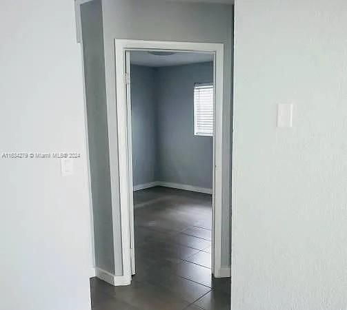 For Rent: $2,200 (2 beds, 1 baths, 740 Square Feet)