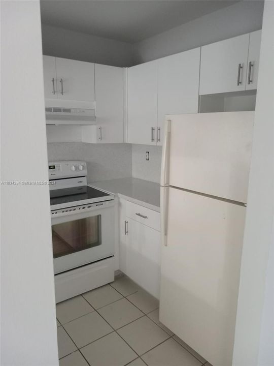 For Rent: $2,000 (1 beds, 1 baths, 680 Square Feet)