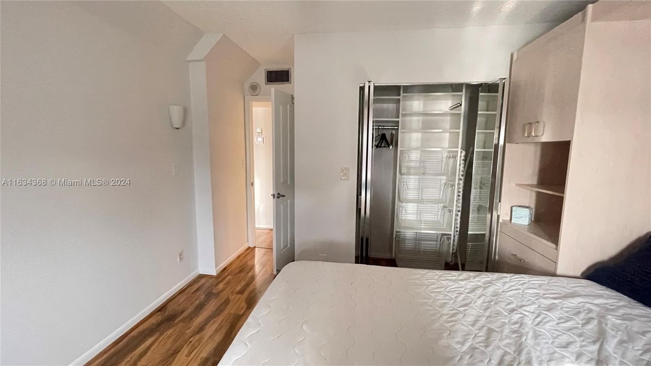 For Rent: $1,790 (1 beds, 1 baths, 647 Square Feet)