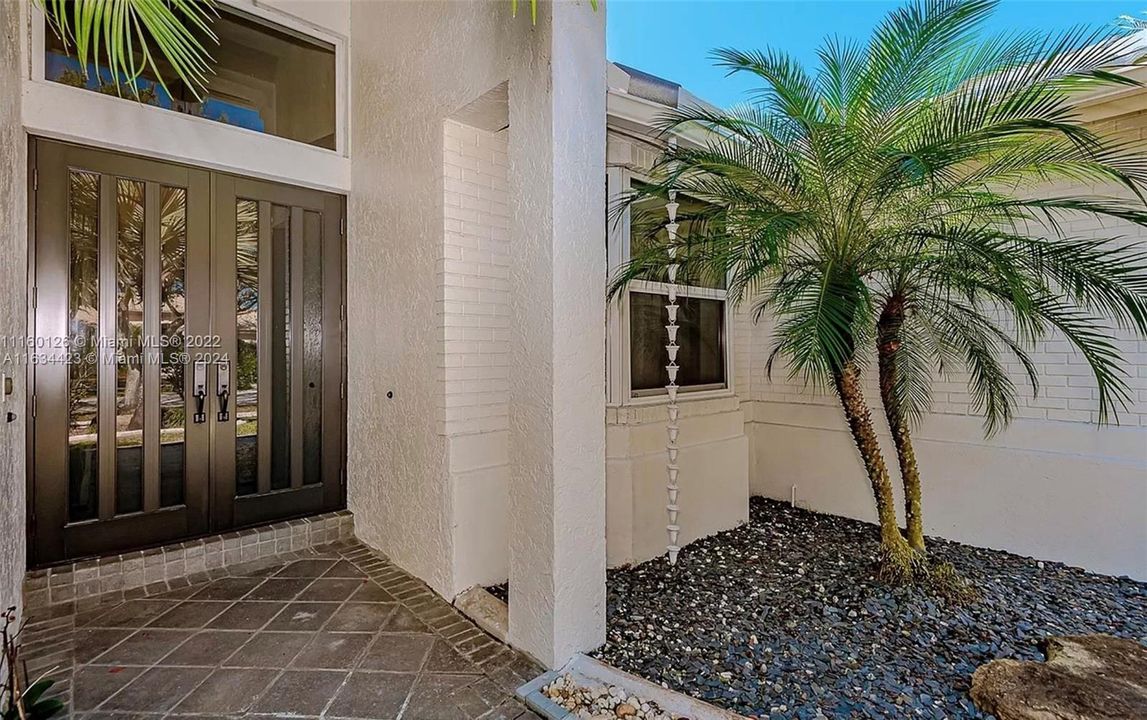 最近租的: $7,299 (4 贝兹, 2 浴室, 2691 平方英尺)