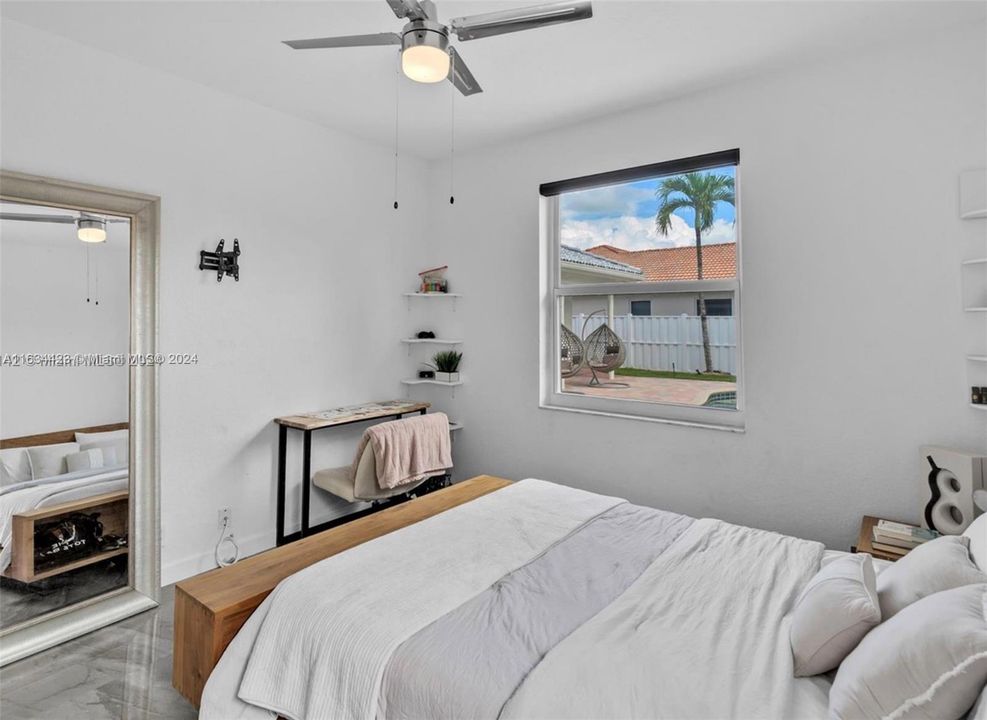 最近租的: $7,299 (4 贝兹, 2 浴室, 2691 平方英尺)