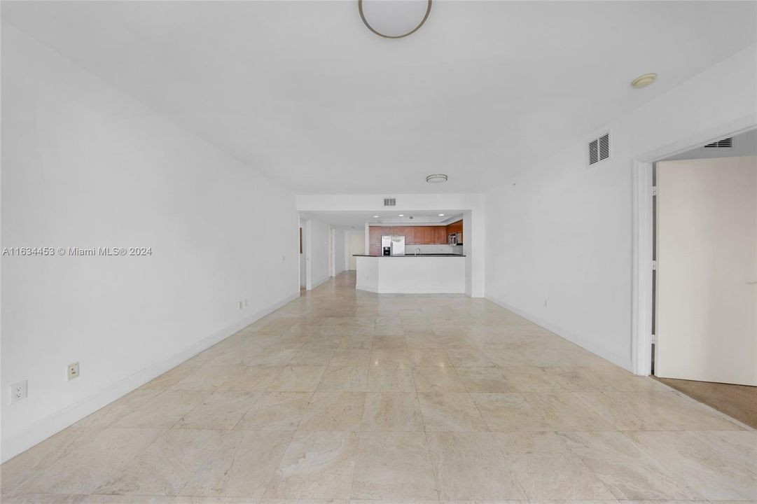 Recently Rented: $3,000 (2 beds, 2 baths, 1603 Square Feet)