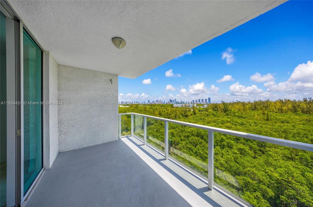 Recently Rented: $3,000 (2 beds, 2 baths, 1603 Square Feet)