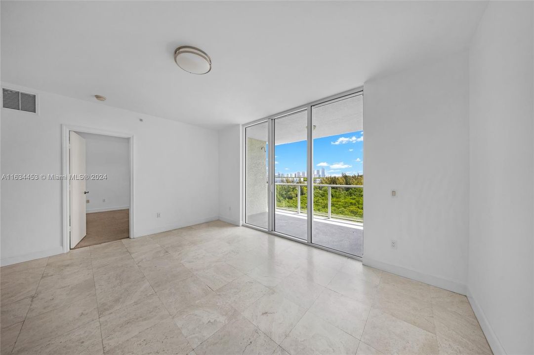 Recently Rented: $3,000 (2 beds, 2 baths, 1603 Square Feet)