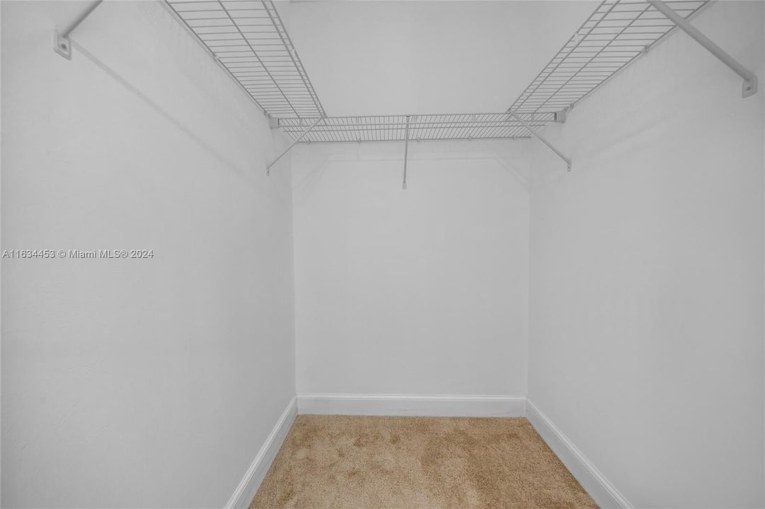 Recently Rented: $3,000 (2 beds, 2 baths, 1603 Square Feet)