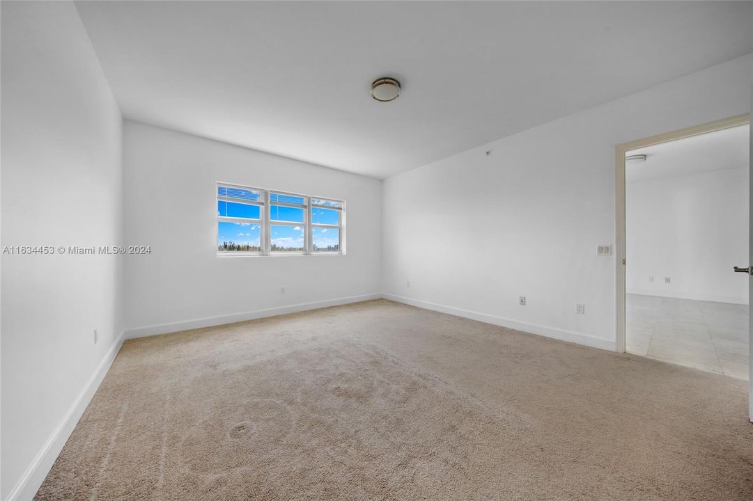 Recently Rented: $3,000 (2 beds, 2 baths, 1603 Square Feet)