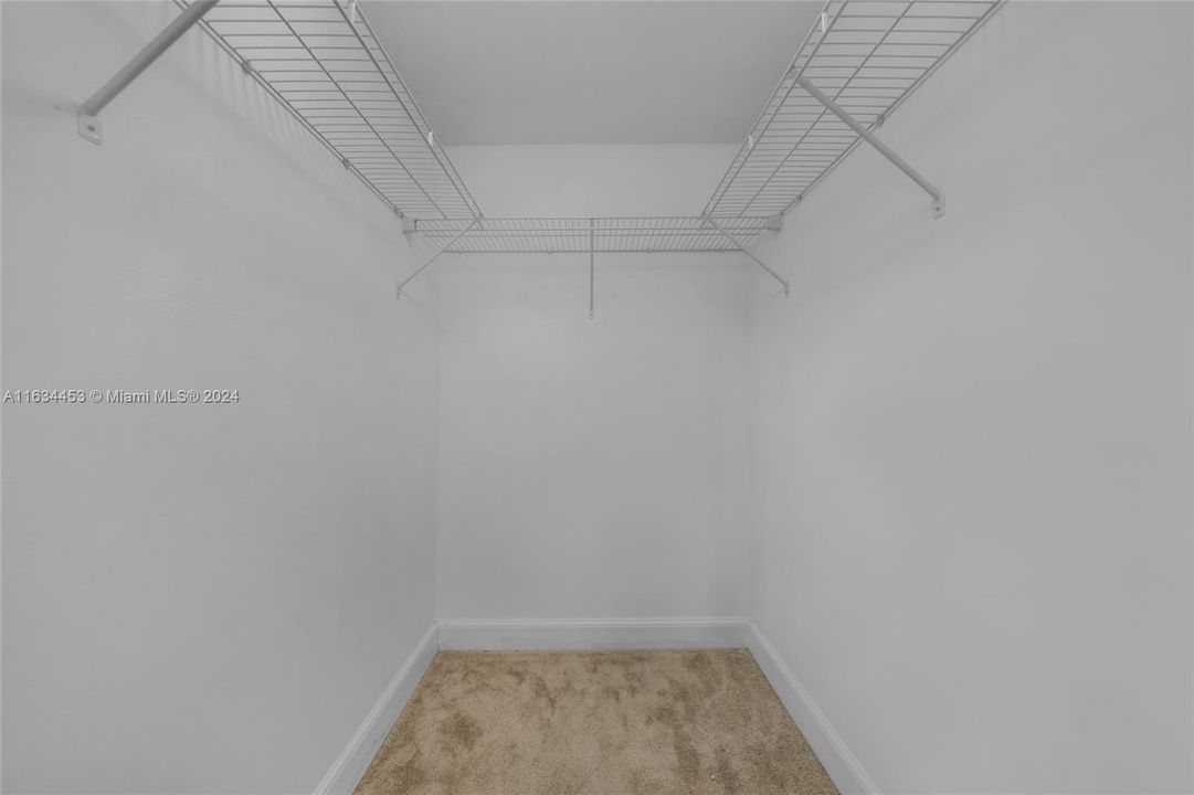 Recently Rented: $3,000 (2 beds, 2 baths, 1603 Square Feet)