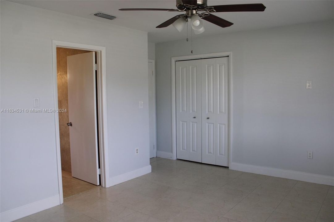 Recently Sold: $725,000 (3 beds, 2 baths, 1553 Square Feet)