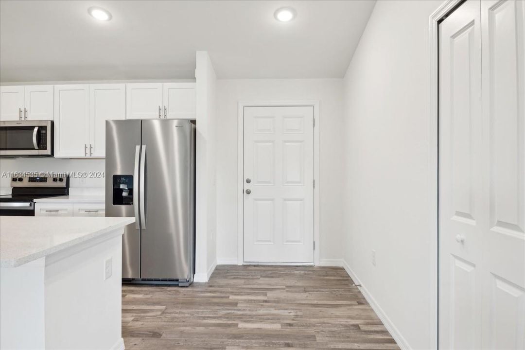 Active With Contract: $359,000 (4 beds, 3 baths, 1767 Square Feet)