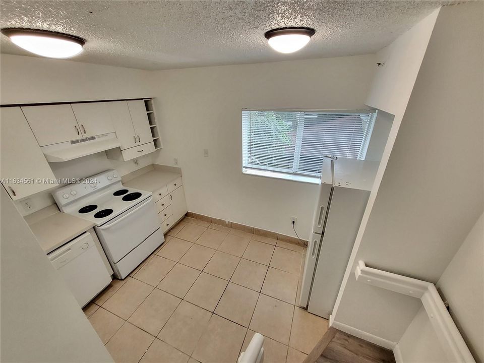 For Rent: $2,300 (2 beds, 1 baths, 0 Square Feet)