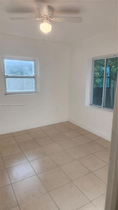 Recently Rented: $2,350 (2 beds, 1 baths, 1591 Square Feet)