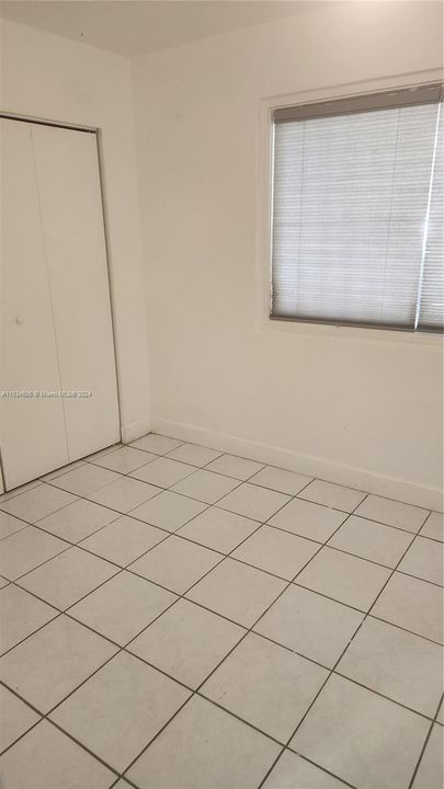 Recently Rented: $2,350 (2 beds, 1 baths, 1591 Square Feet)