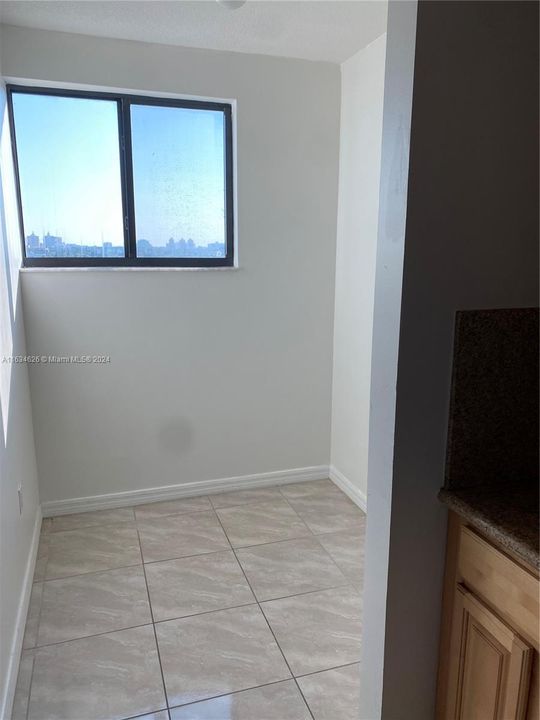 Recently Rented: $2,600 (2 beds, 2 baths, 1005 Square Feet)