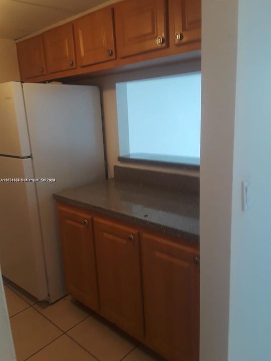 For Rent: $1,625 (1 beds, 1 baths, 775 Square Feet)