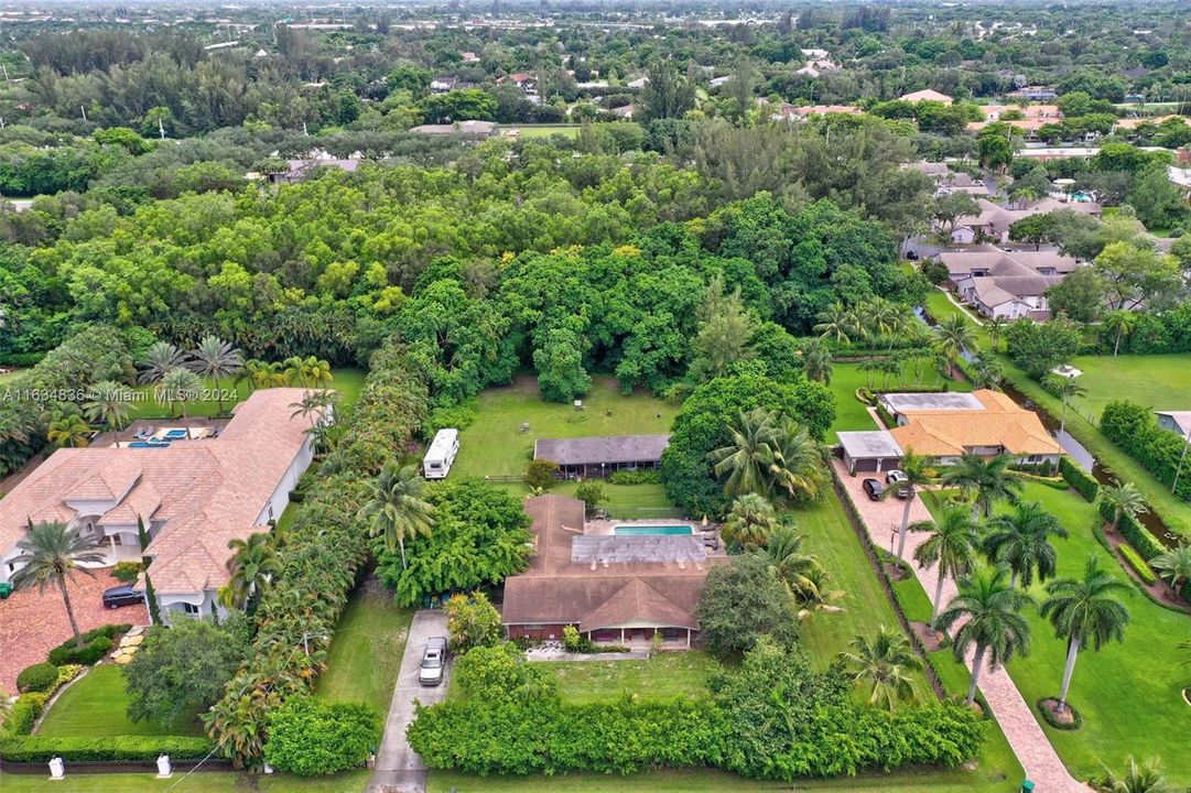 Active With Contract: $1,190,000 (4 beds, 3 baths, 2851 Square Feet)