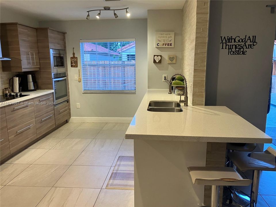 Recently Sold: $574,900 (3 beds, 2 baths, 1442 Square Feet)