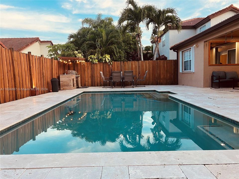 Recently Sold: $574,900 (3 beds, 2 baths, 1442 Square Feet)