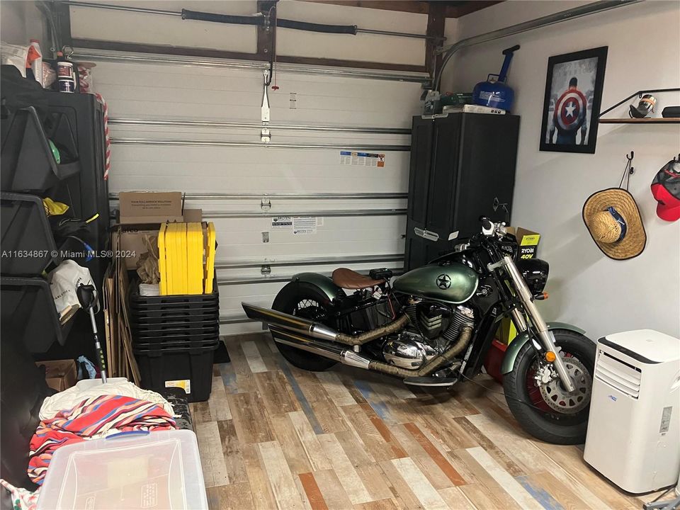 Recently Sold: $574,900 (3 beds, 2 baths, 1442 Square Feet)