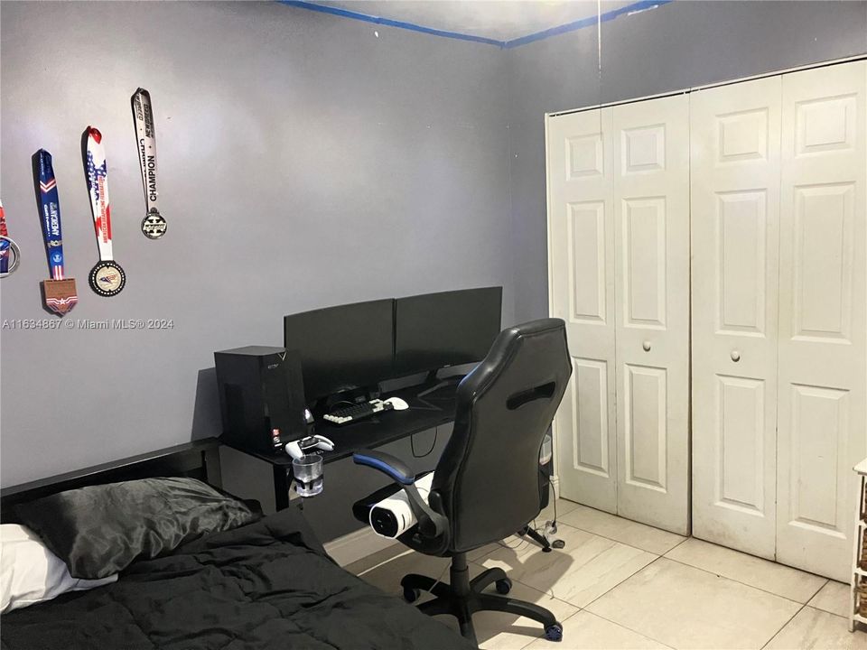 Recently Sold: $574,900 (3 beds, 2 baths, 1442 Square Feet)