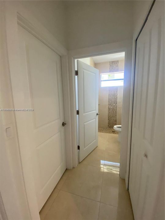 Recently Rented: $2,000 (3 beds, 2 baths, 1655 Square Feet)