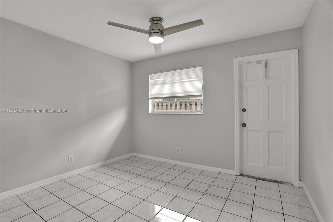 最近售出: $699,000 (0 贝兹, 0 浴室, 2327 平方英尺)