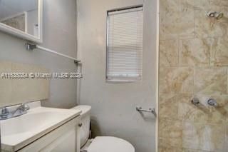 Active With Contract: $1,300 (0 beds, 1 baths, 400 Square Feet)