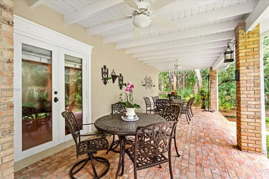 Charming back patio is perfect for nature enthusiast!