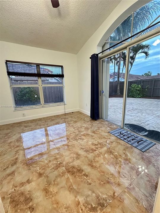 Recently Sold: $899,000 (4 beds, 2 baths, 2028 Square Feet)