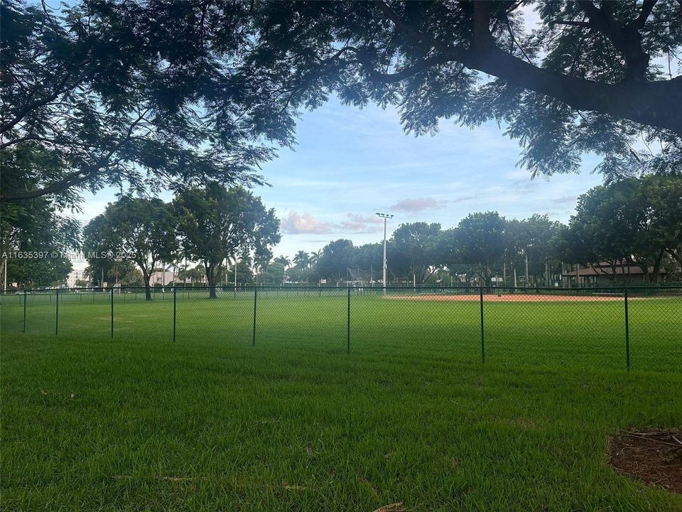 Recently Sold: $899,000 (4 beds, 2 baths, 2028 Square Feet)