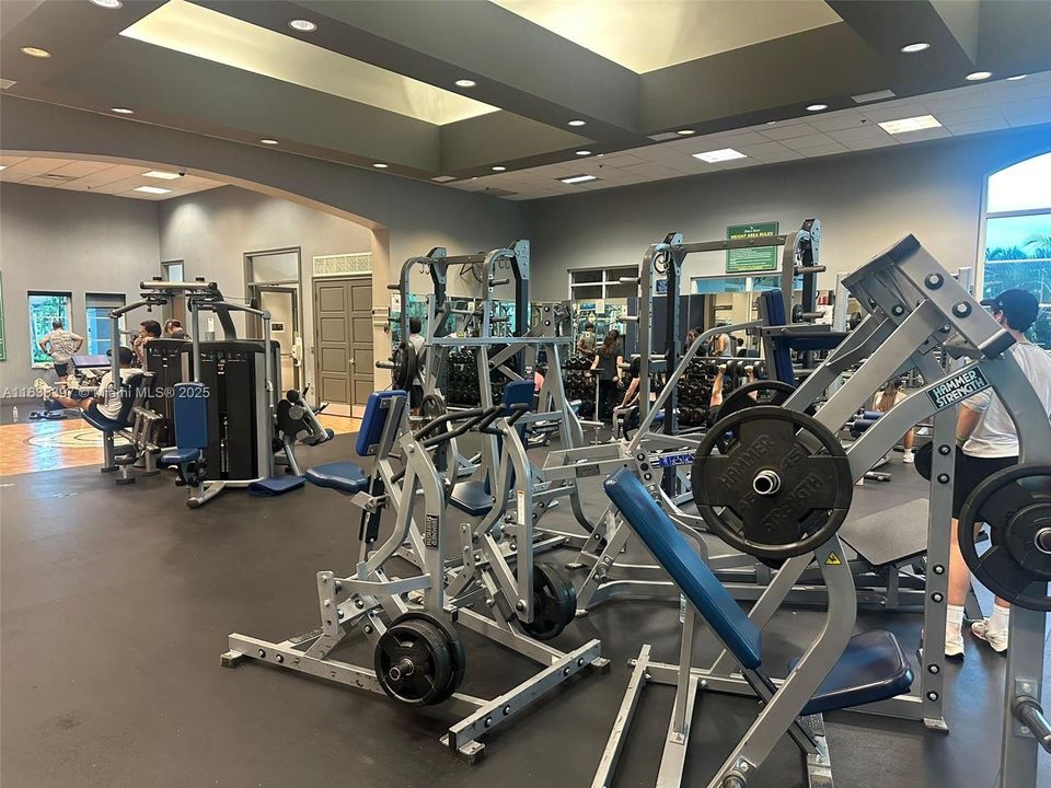 Recently Sold: $899,000 (4 beds, 2 baths, 2028 Square Feet)