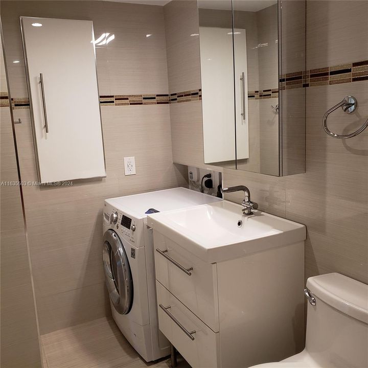 Recently Rented: $2,650 (2 beds, 2 baths, 1020 Square Feet)